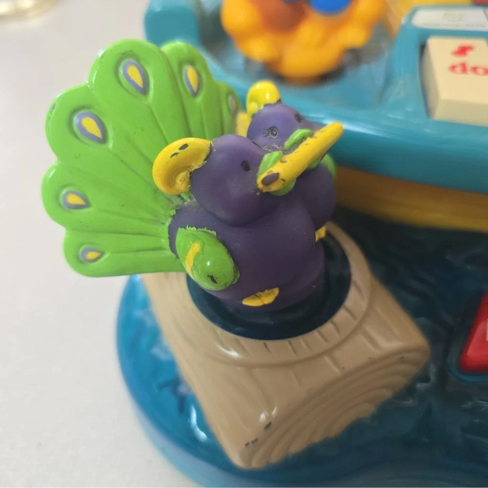 V-Tech-Little Smart-Land 'n Sea Jamboree-Music-Lights-Colors-Piano-Songs-ABCD